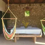 Henye Homes Dom wakacyjny