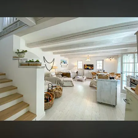 Σπίτι διακοπών Henye Homes Balatonhenye