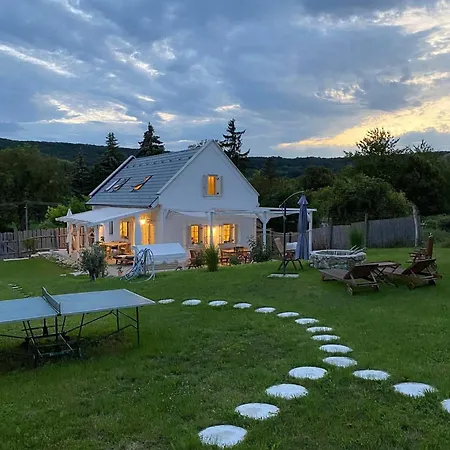 Henye Homes Balatonhenye