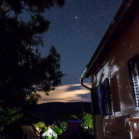 Henye Homes Nyaraló *