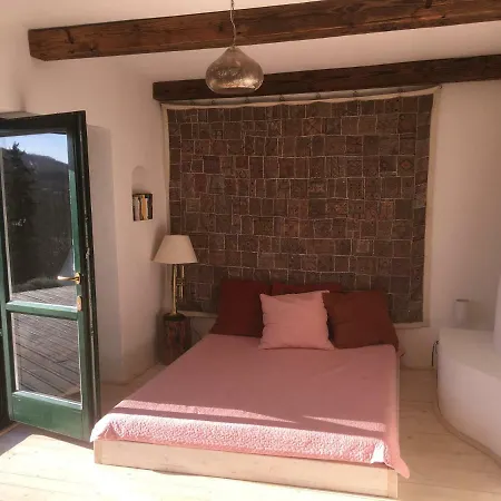 Henye Homes Nyaraló *